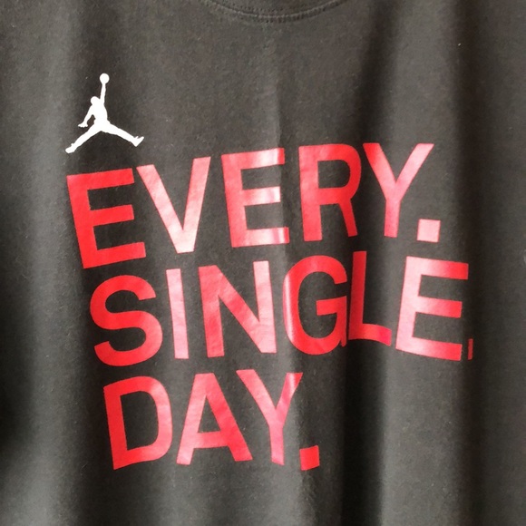 Jordan shirt - Picture 2 of 3